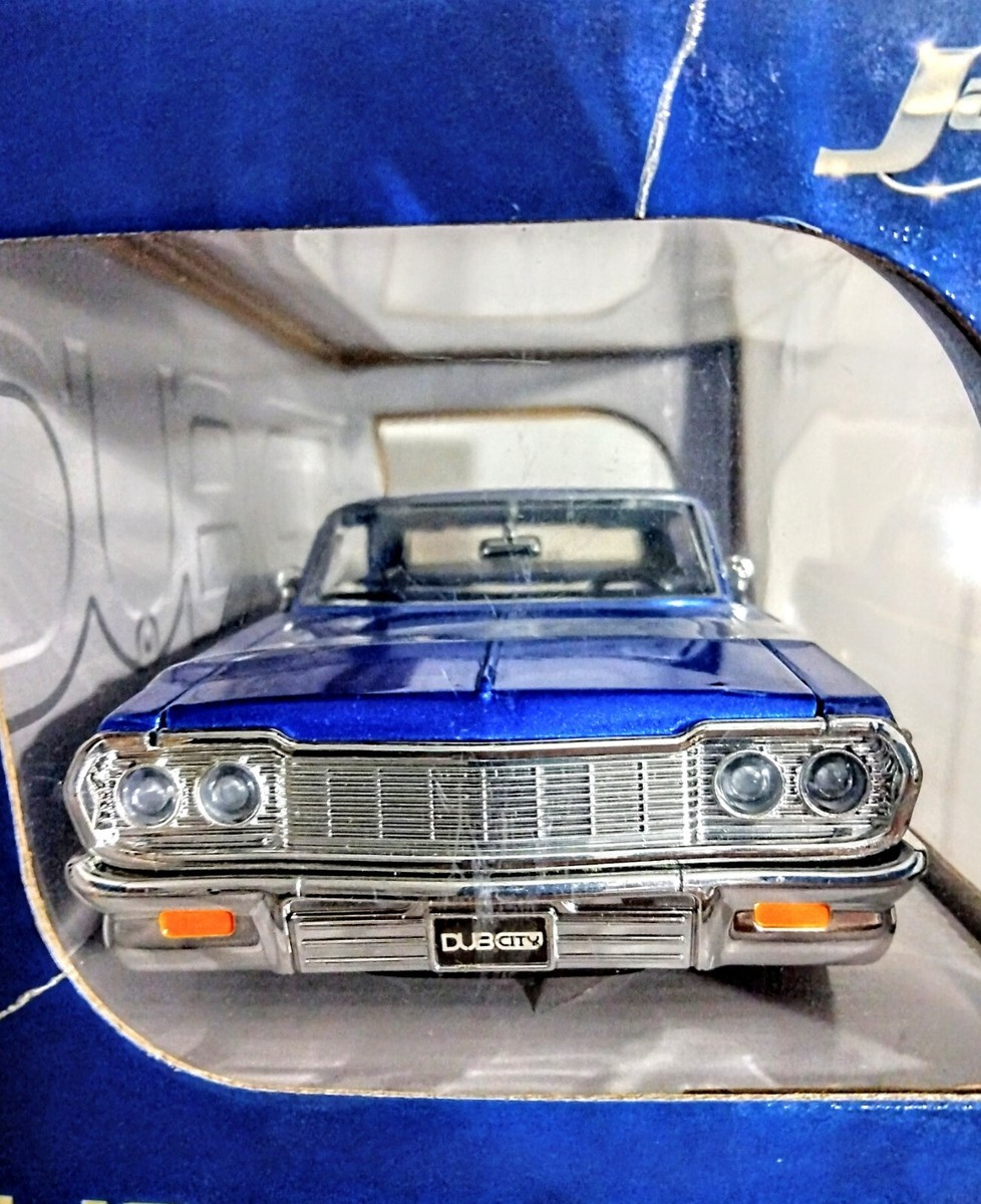 Jada Toy Dub City OldSkool 1:24 Scale 1964 Chevy Impala Model Blue