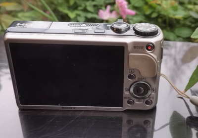 Sony Cyber-shot DSC-HX9V/HX9 Digital Camera 16.2MP 16x Optical