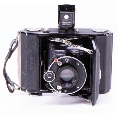 Zeiss Ikon Ikonta 520 Camera | 75mm f4.5 lens | Black | Germany