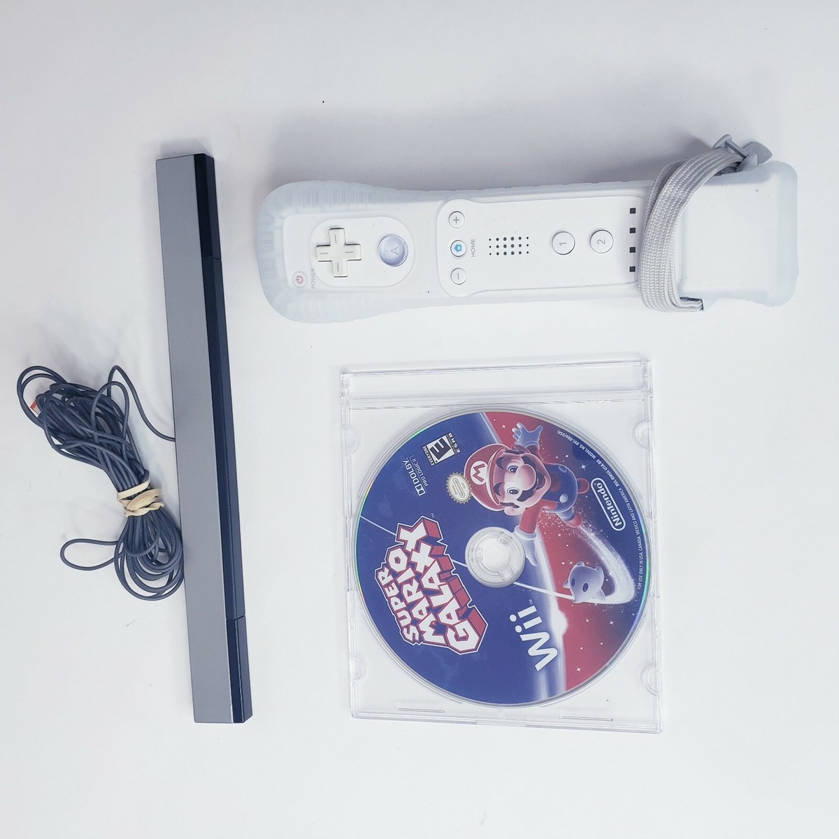 Nintendo Wii Black Console (RVL-001) w/ Remote, Cables, Stand