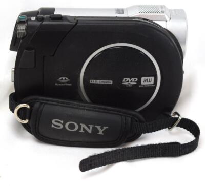 Sony Hybrid 40x Zeiss Optical Zoom Wide LCD Handycam Untested For