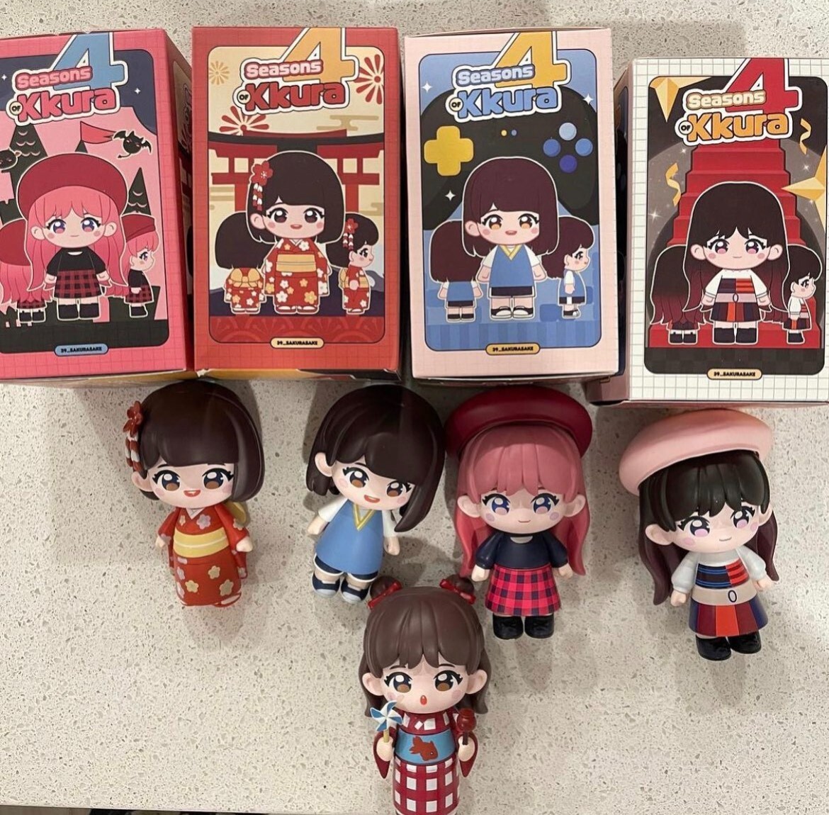 Le Sserafim Photocard sakura miyawaki fanmade figurines | eBay