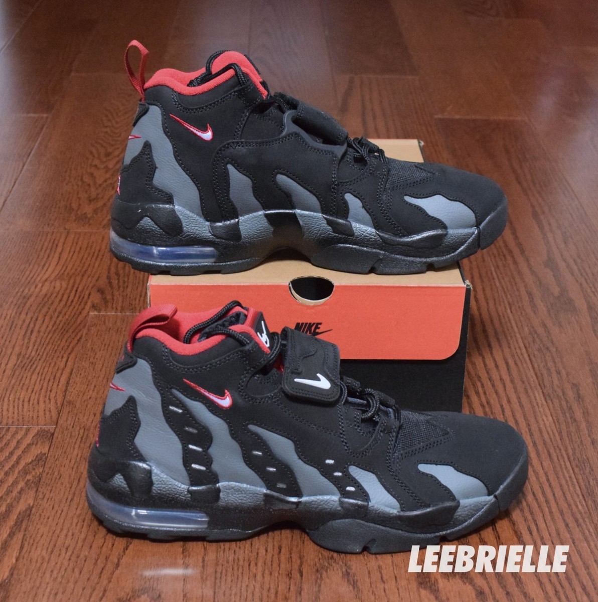 Nike Air DT Max '96 Falcons Deion Sanders Diamond Turf Men's Size