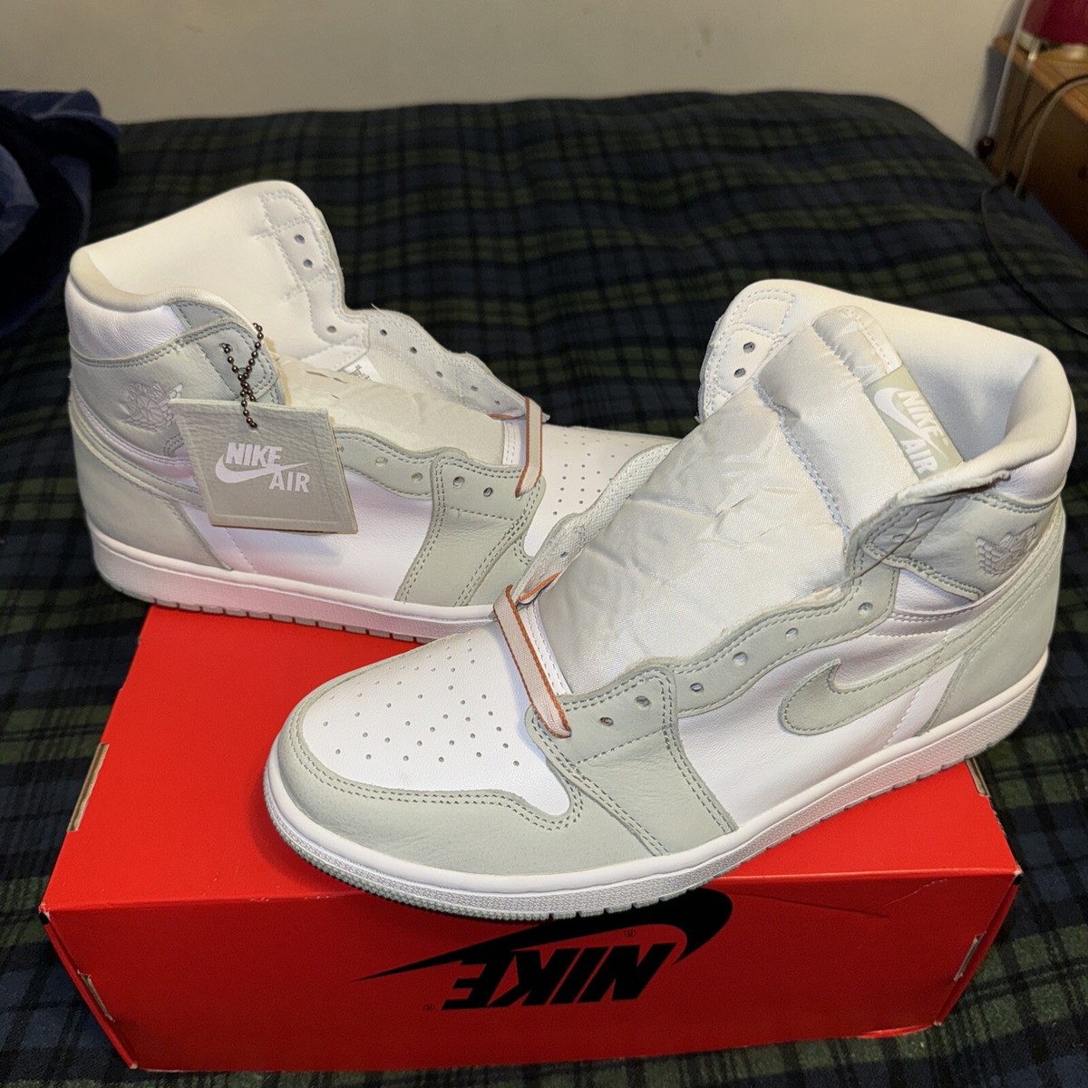 Size 12W/10.5M- Air Jordan 1 Retro OG High Seafoam CD0461-002