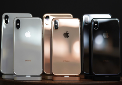 Apple iPhone XS ,XS Max Unlocked Various Colors 64GB 256GB 512GB