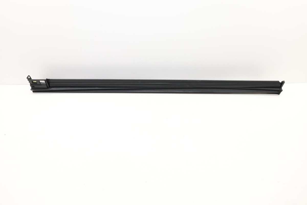 2020-2025 MAZDA CX-30 LEFT DRIVER SIDE ROCKER MOLDING COVER PANEL