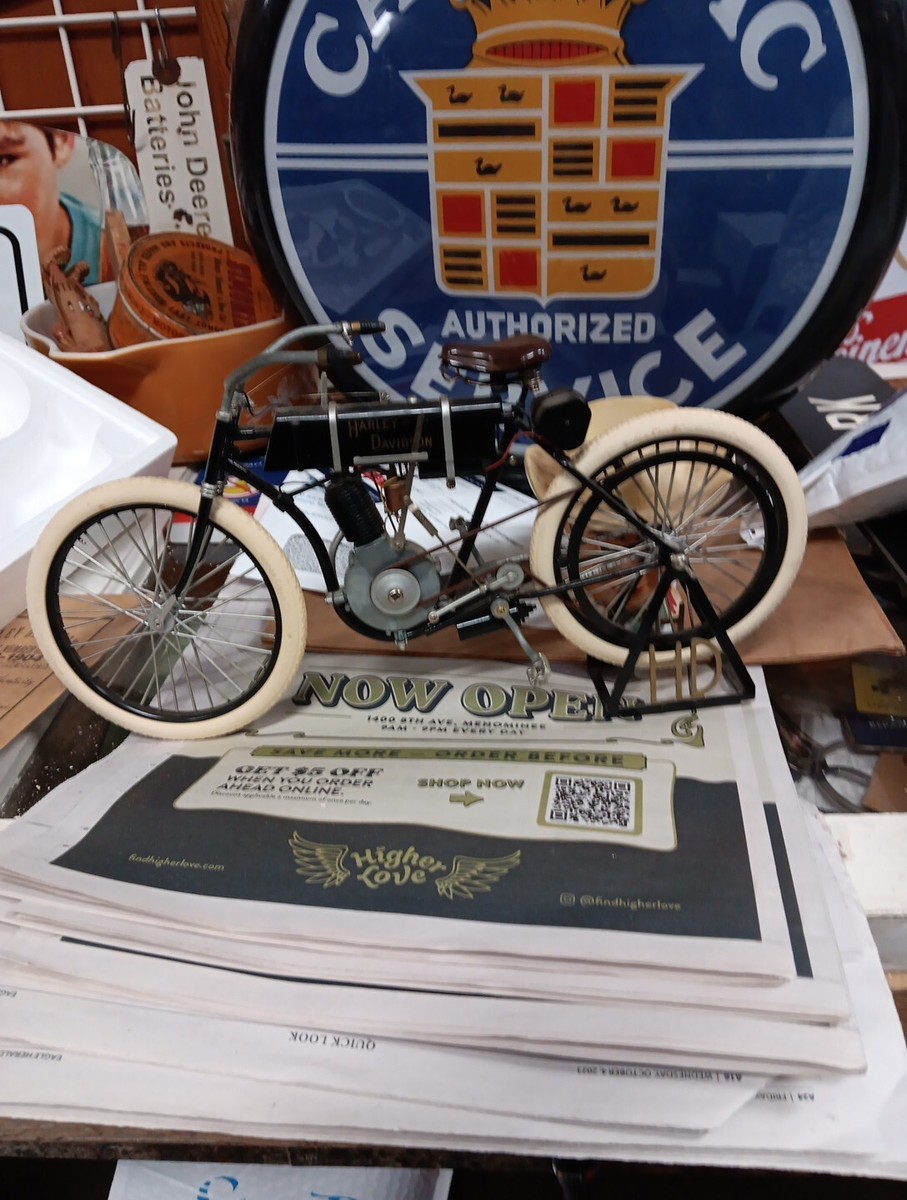 1903-1904 Harley Davidson Motorcycle Authentic Replica New In Box