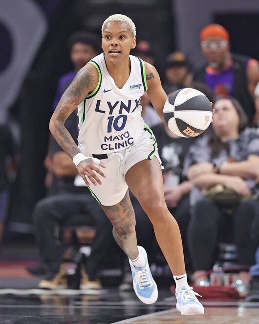 Minnesota Lynx COURTNEY WILLIAMS Glossy 8x10 Photo WNBA Basketball