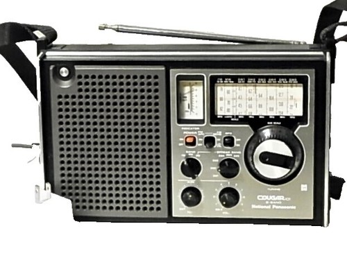 National Panasonic COUGAR RF-2200 Shortwave Radio Showa Retro