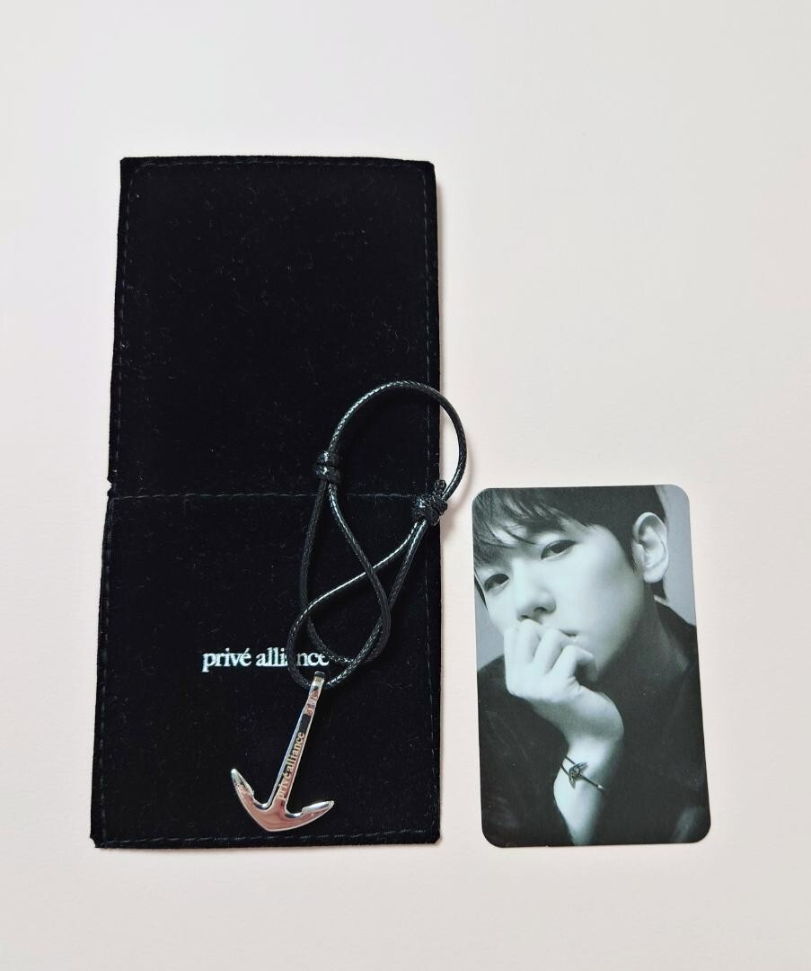 EXO BAEKHYUN Prive Alliance Official HOPE Bracelet With Photocard