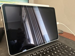 iPad Air with Keyboard and Pencil | eBay