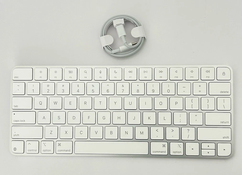 Apple USB-C English Computer Keyboards & Keypads for sale | eBay