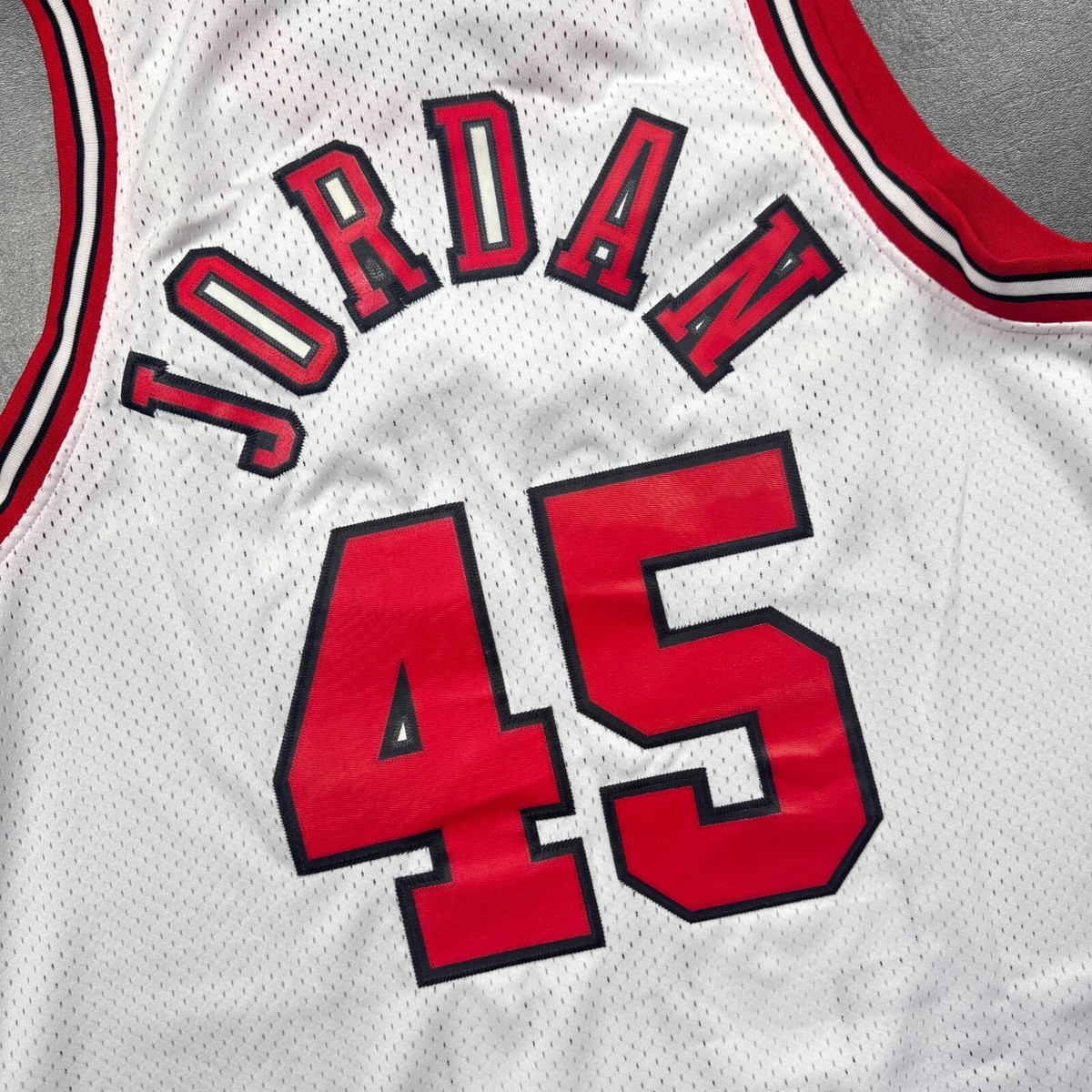 100% Authentic Michael Jordan Vintage Nike 