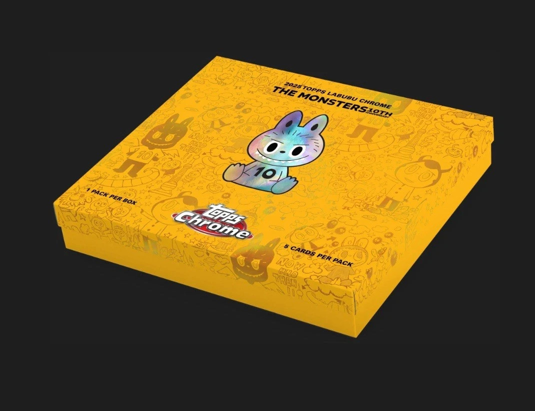 Topps X THE MONSTERS LABUBU Chrome Series Trading Cards Sealed Box