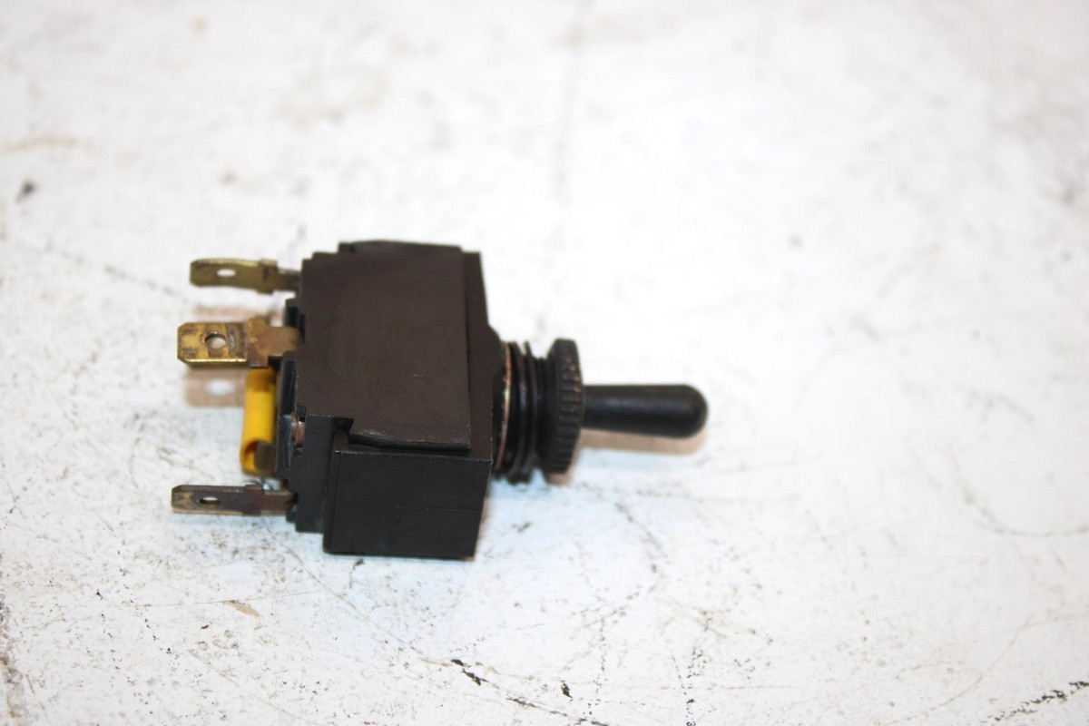 97 Arctic Cat Jag 440 Deluxe Oem Toggle Switch 0609-187 Q1938 | eBay