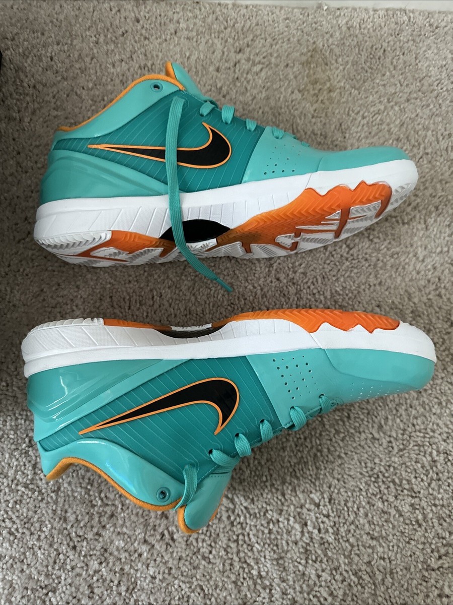 Nike Kobe 4 Protro Undefeated San Antonio Spurs Deadstock