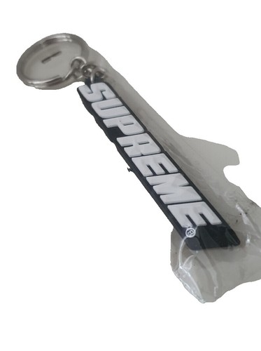 🔥Supreme® x BBS RS Rim Keychain New in Box FW2025 Chrome Mesh