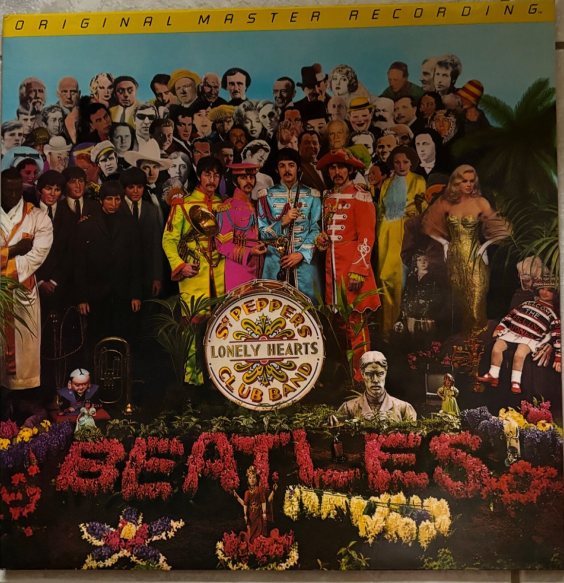 The Beatles - Sgt. Peppers Lonely Hearts Club - 1983 - Mobile