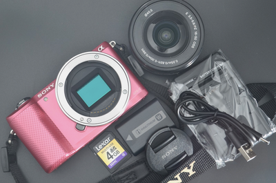 Sony Alpha A5000 1,466 Shots 20.1MP Digital Camera Pink Kit w/ 16