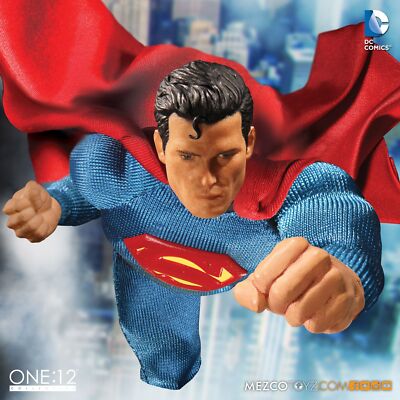 Mezco Toyz DC One:12 Collective Superman Classic Version Action