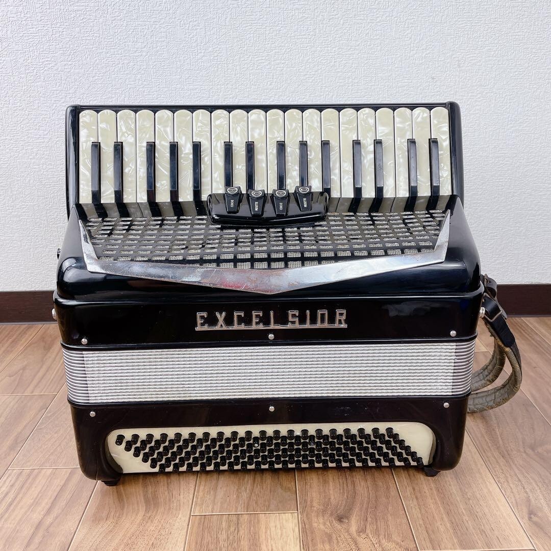 Crucianelli クルチャネッリ アコーディオン 41鍵盤120ベース