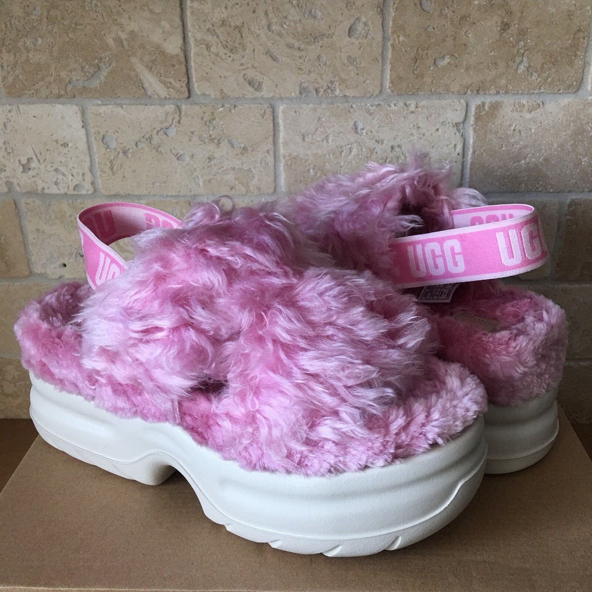 UGG PINK FLUFF SUGAR PLATFORM SLIDE FAUX FUR 3” SANDAL SHOE