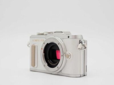 Mint】Olympus PEN E-PL8 16.1MP Digital Camera Body Only