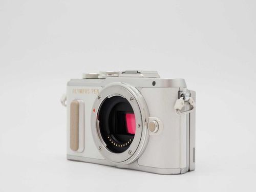 Mint】Olympus PEN E-PL8 16.1MP Digital Camera Body Only