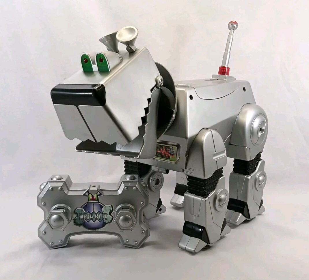 Radio Shack MEGA-BYTE The Hound Droid Robot Dog with Remote Wow