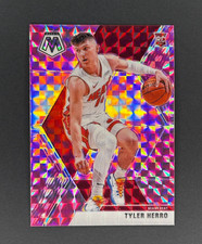 2019-20 Panini Mosaic - Rookies Tyler Herro #223 Pink Camo Prizm
