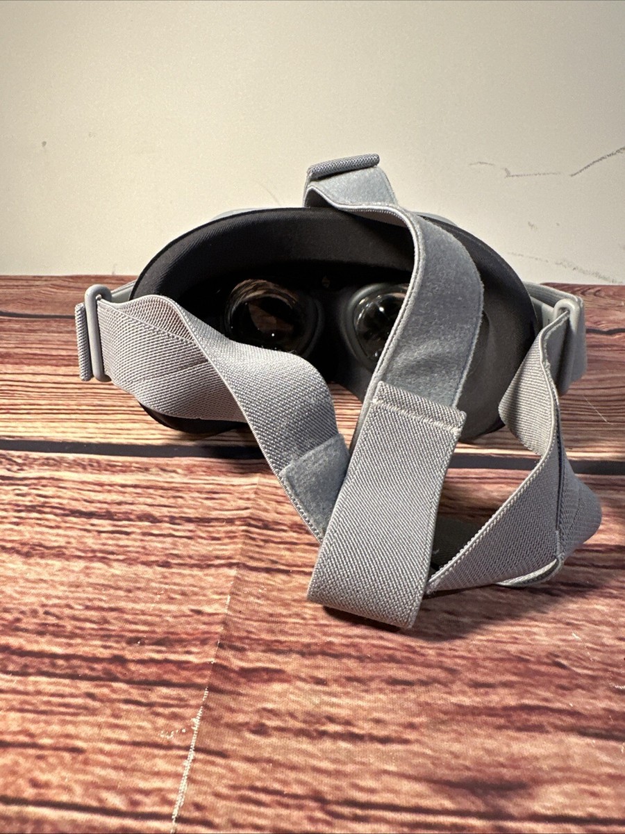 Oculus Go 64GB Standalone Virtual Reality Headset - WORKING - MH