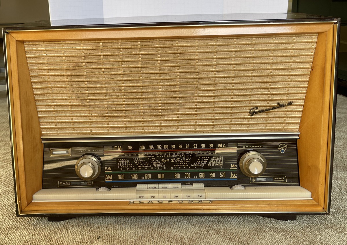 vintage 1950's blaupunkt Granada 61 Am/Fm Radio Rare Antique Make