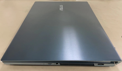 ASUS ZenBook Pro Duo UX581G, 15.6