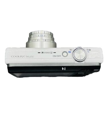 Nikon Coolpix S6200 digital camera W/Battery, Charger White | eBay