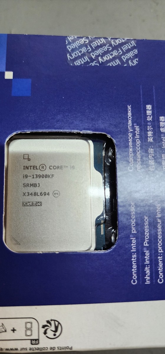 Intel Core i9-13900KF Processor (5.8 GHz, 24 Cores, LGA 1700) Box