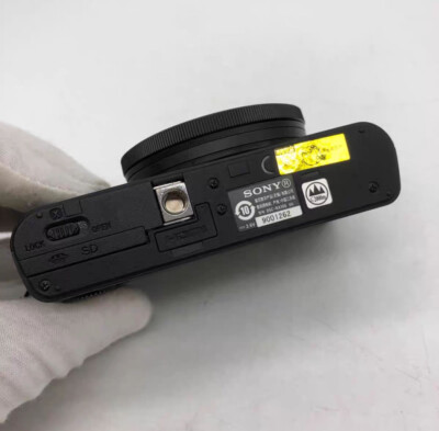 Sony Cyber-Shot DSC-RX100 RX100 M1 20.2MP Compact Digital Camera