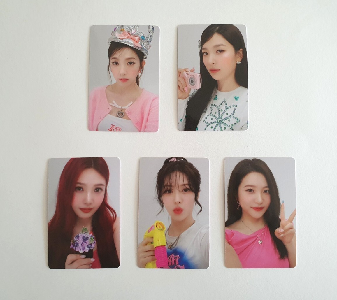 SMTOWN 2025 : The Culture, The Future Official Photocard - Red
