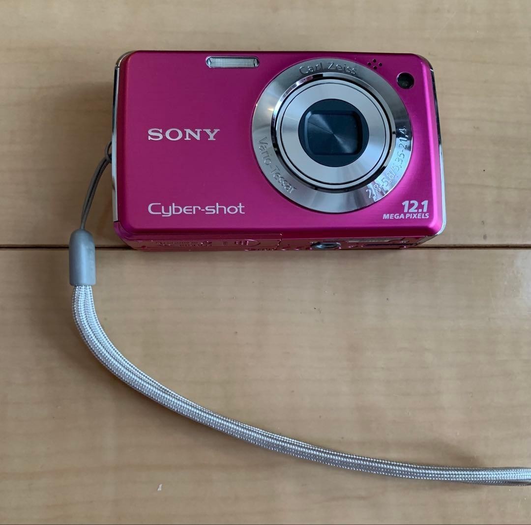 SONY Cyber shot DSC-W220 Pink 12.1MP Digital Camera Battery