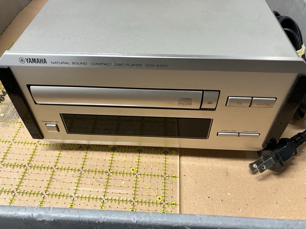 Yamaha CDX-E100 Elite Micro System CD Player Natural Sound Vintage