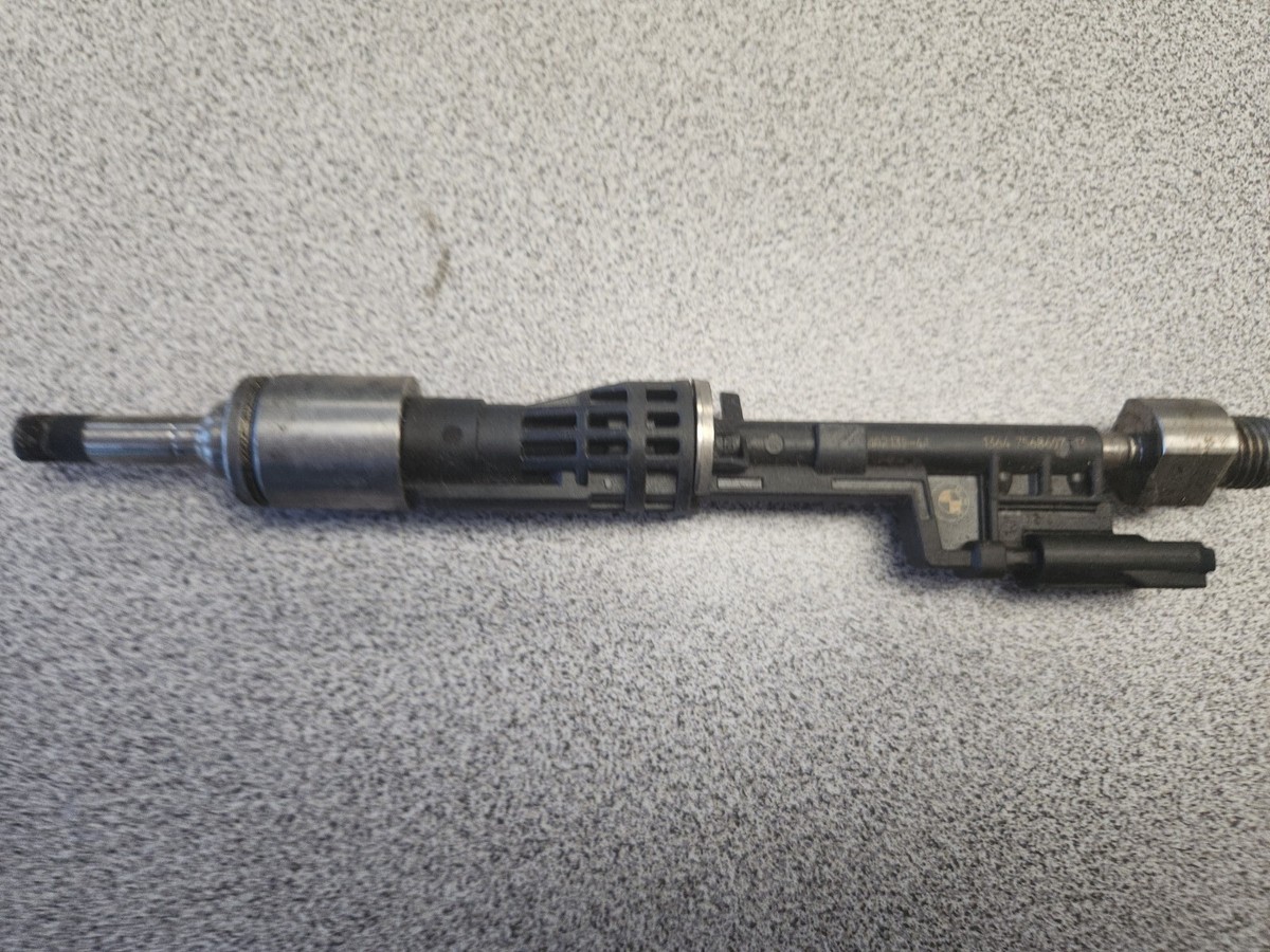 Bosch Single Fuel Injector FOR 2012-2018 BMW PA6635GF 1364
