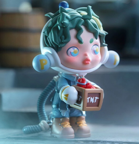 POP MART x SKULLPANDA Action Cut Stunt Man Mini Figure Toy