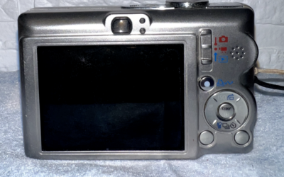 Canon IXY Digital 55 5MP Compact Camera Silver - Tested No Charger