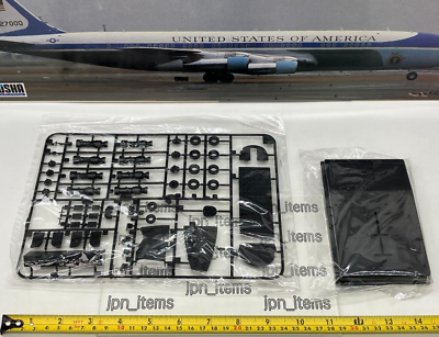 Doyusha 1/100 Plastic Kit Boeing 707 US Presidential Air Force 1