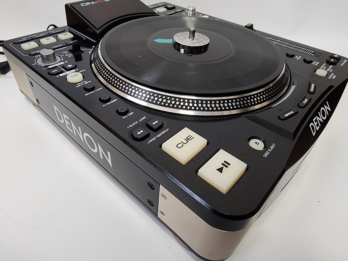Denon DN-S3700 USB Media and CD Player Deck Motorized DJ Turntable