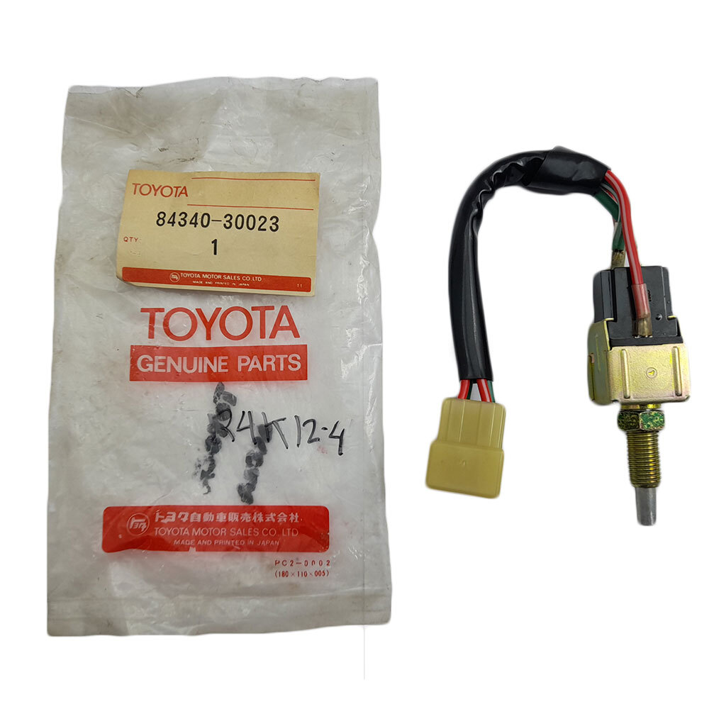 Toyota Corona 1975 – 1976 Switch Assy Stop Lamp NOS GENUINE 84340