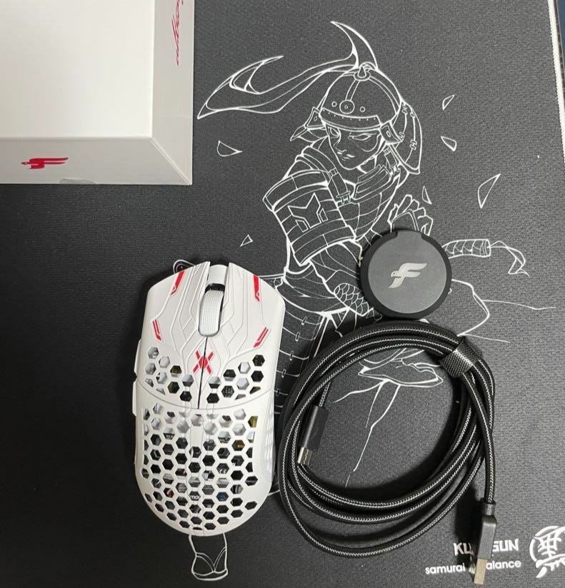 Finalmouse ULX Pro Series Aceu Lion (M) white from JAPAN tested | eBay