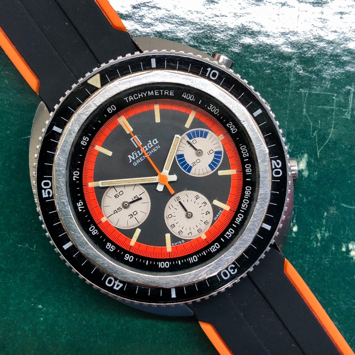 1960s Nivada Grenchen ChronoKing 4324 Valjoux 72 Steel Vintage