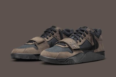 Size 7.5 - Travis Scott x Air Jordan Jordan Jumpman Jack TR Dark