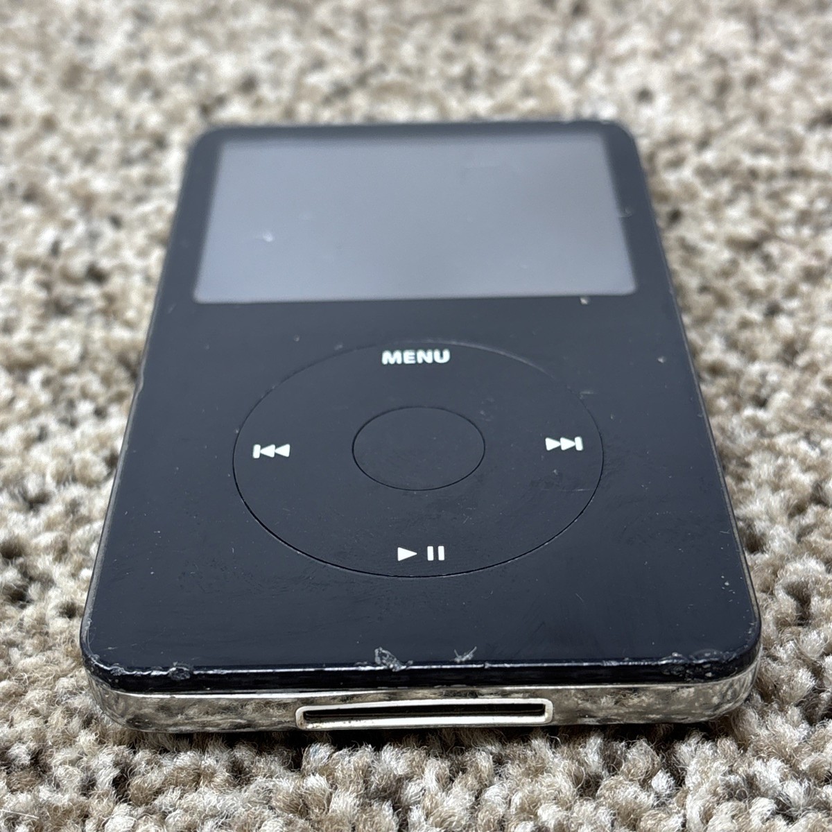 Apple iPod Classic 5th Gen 30GB Black A1136 - Works Great FREE