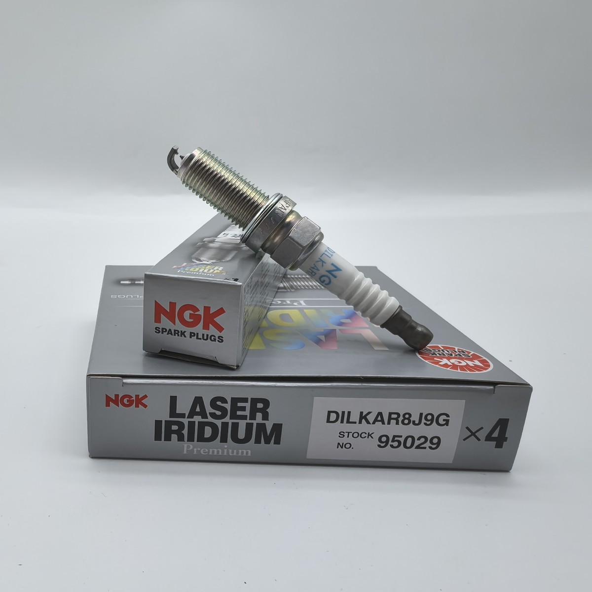 4Pcs NGK 95029 DILKAR8J9G Iridium Platinum Spark Plug For Toyota C
